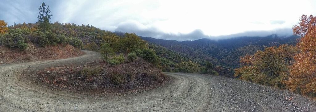 Definitely one of my top 5 of the year. This once came toward the end of October. While most of my friends were racing the CX race at Greenhorn Park, I headed west on the gravel bike and explored some of the mountains between Yreka and Fort Jones.