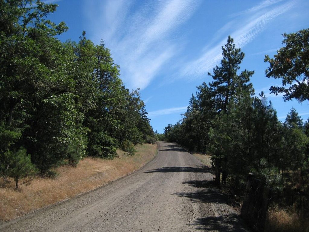 Nice wide gravel on North Obenchain.