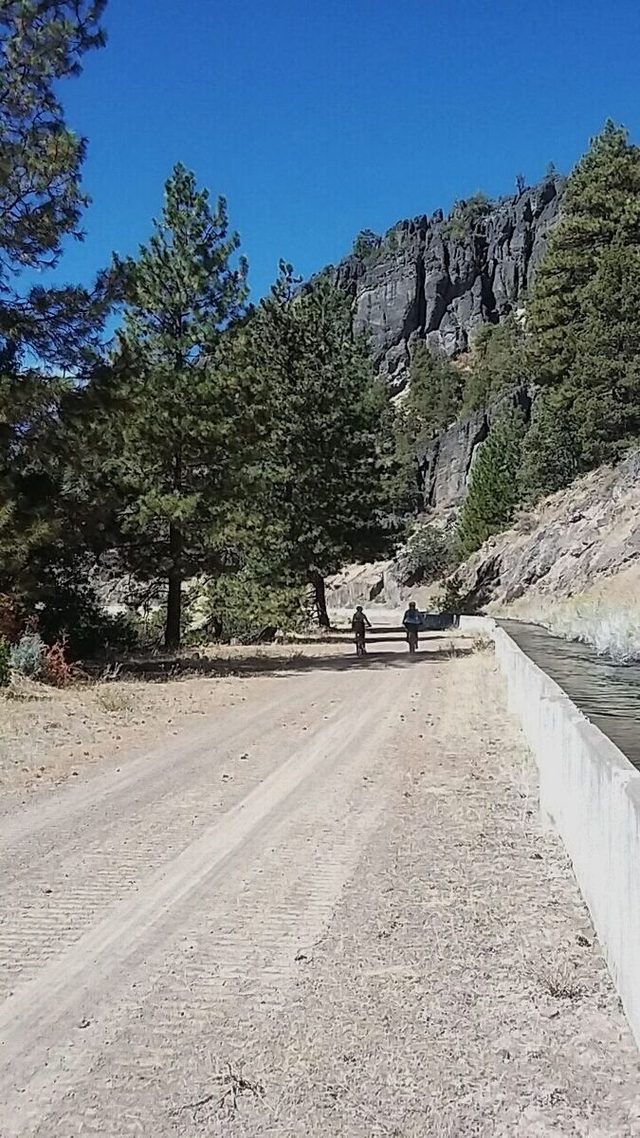 If not for the canal (and carbon fiber bikes), I could almost imagine being on the set of a western at times.