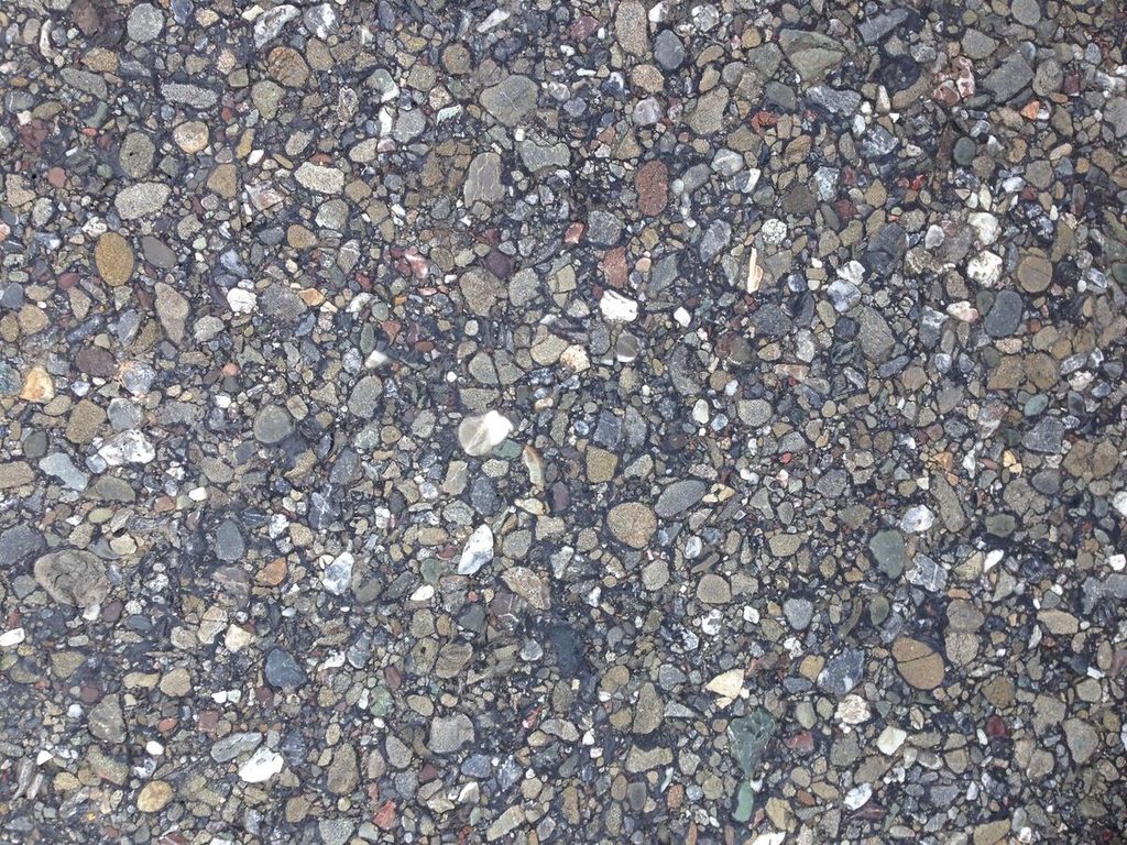 Even the road surface has a lot of character here.